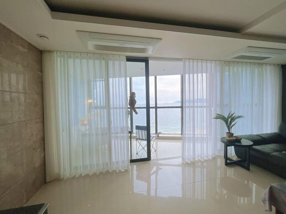 Haeundae Luxury House Apartamento Busan Exterior foto