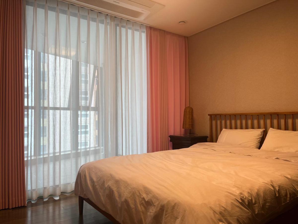 Haeundae Luxury House Apartamento Busan Exterior foto